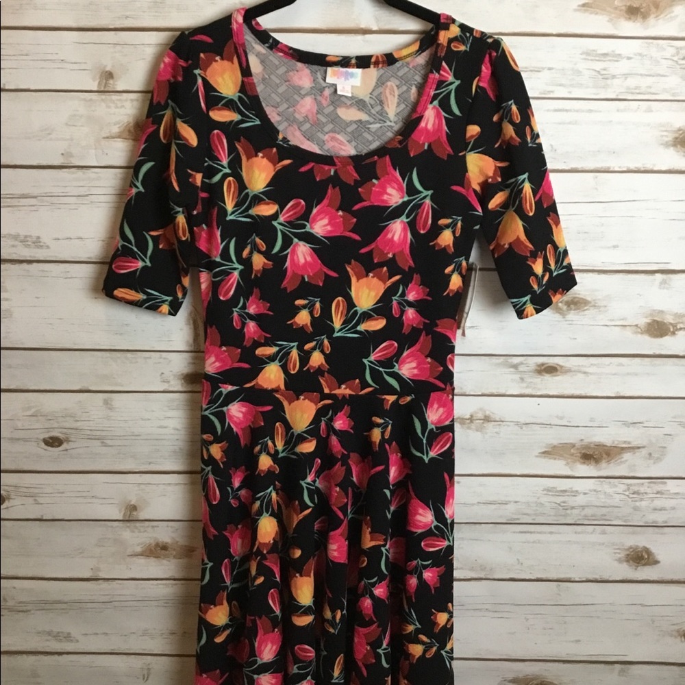 LuLaRoe Nicole Dress NWT